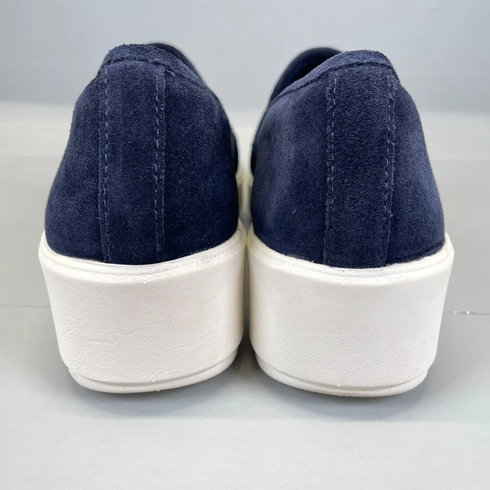 Clarks Layton Petal Shoes Womens Size 7.5 Blue Slip On Platform Comfort Sneakers